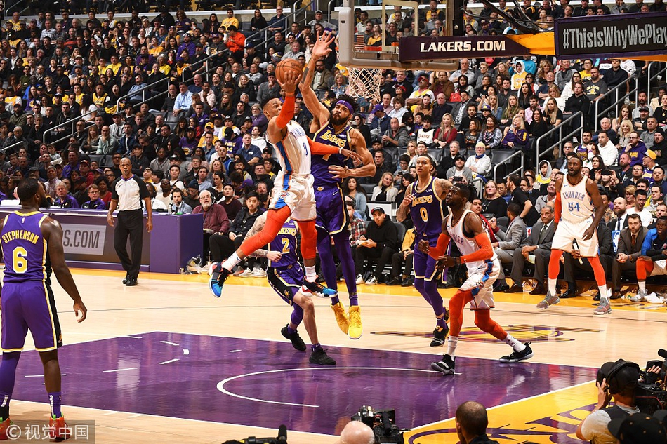 凭借精准的 凭借精准的