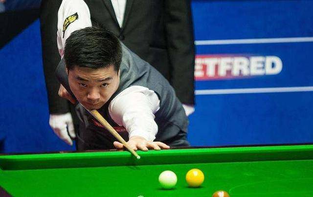 守显得尤为 守显得尤为