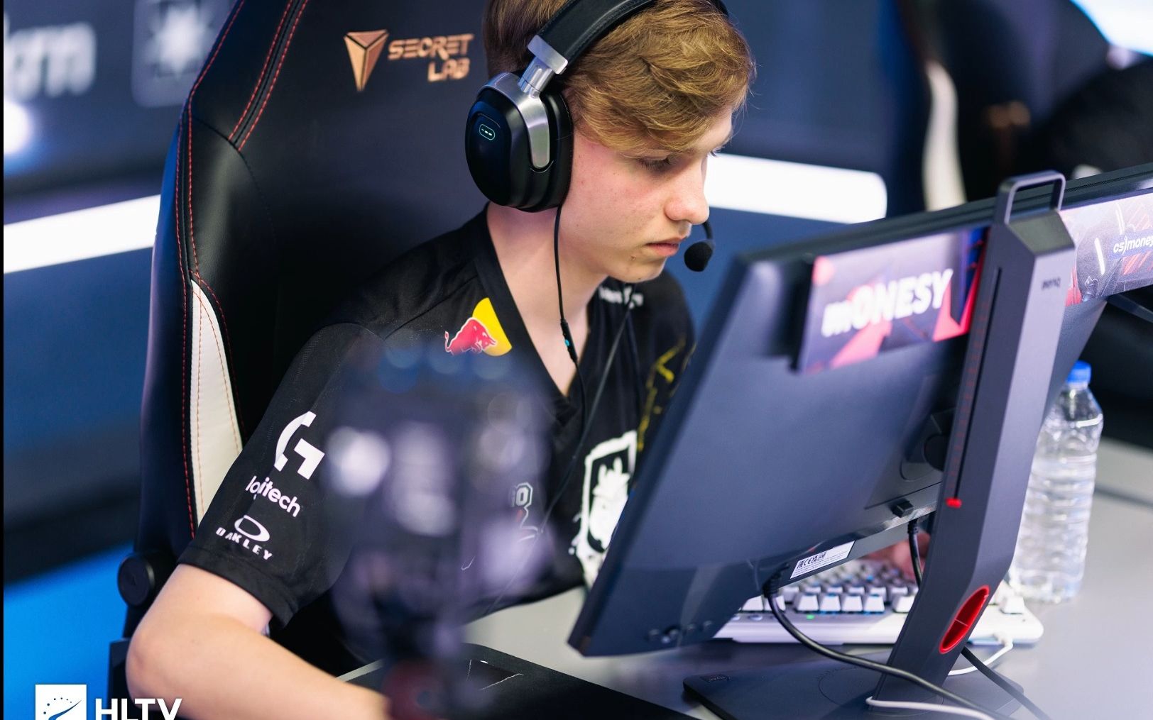 为场上关键 为场上关键