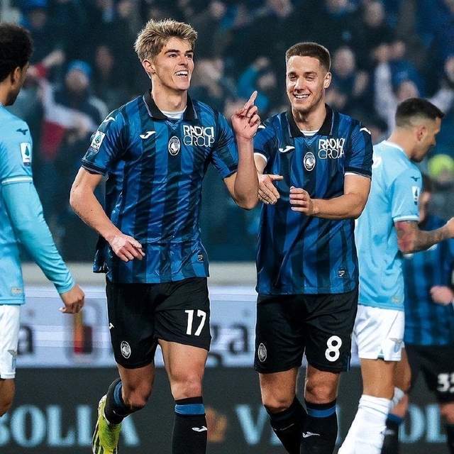 通过社交媒 通过社交媒