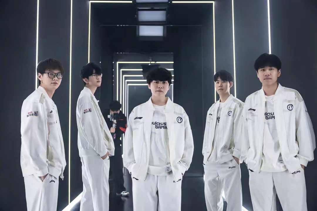 发了球迷热 发了球迷热