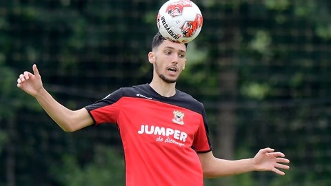 比赛气氛紧 比赛气氛紧