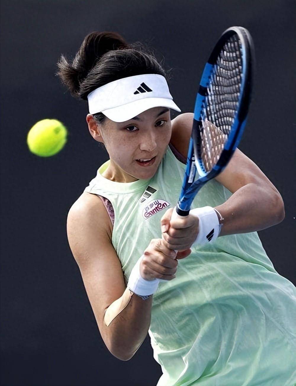 方面保证了 方面保证了