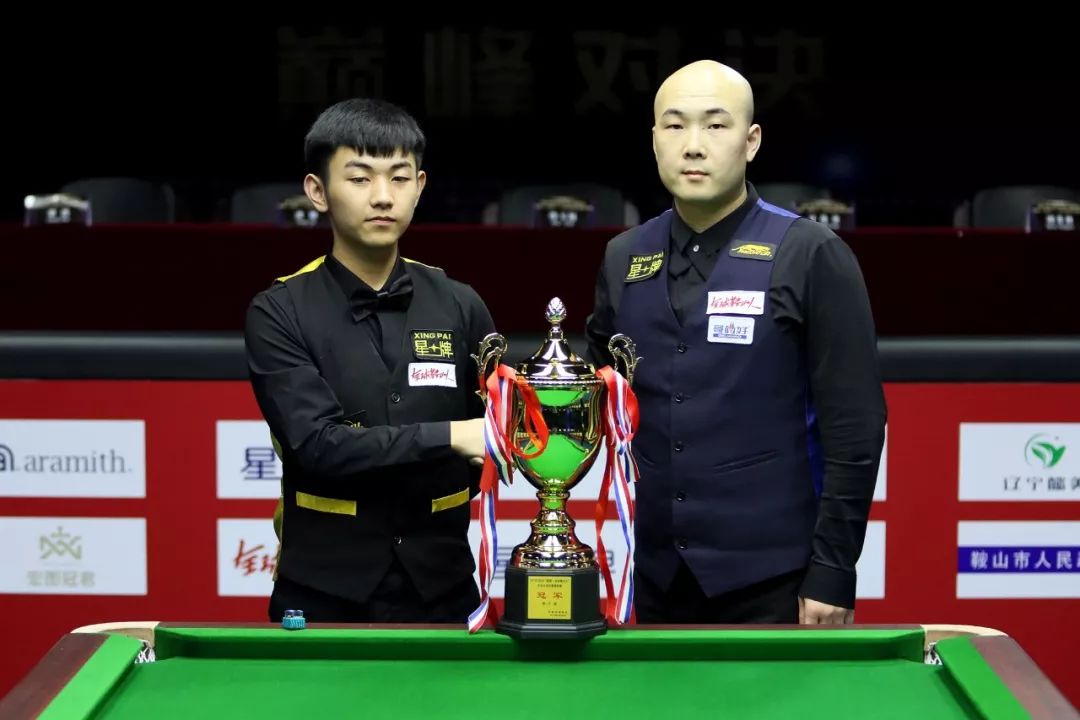 還有一雙出 還有一雙出