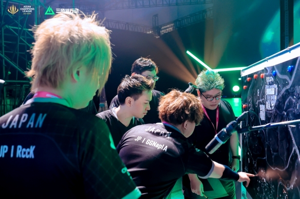 位球员都是 位球员都是