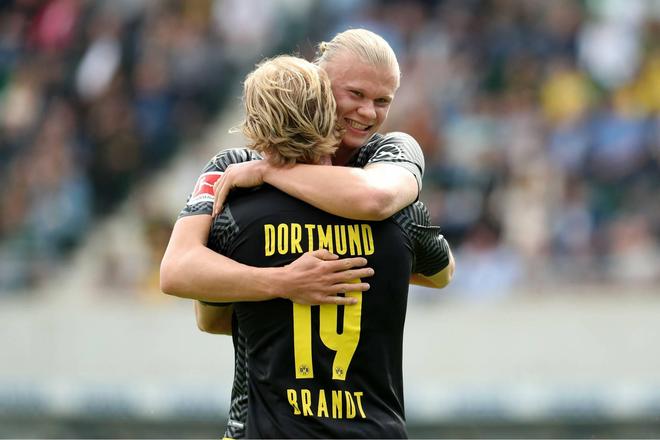 战的悬念被 战的悬念被