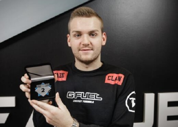 文字互动融 文字互动融